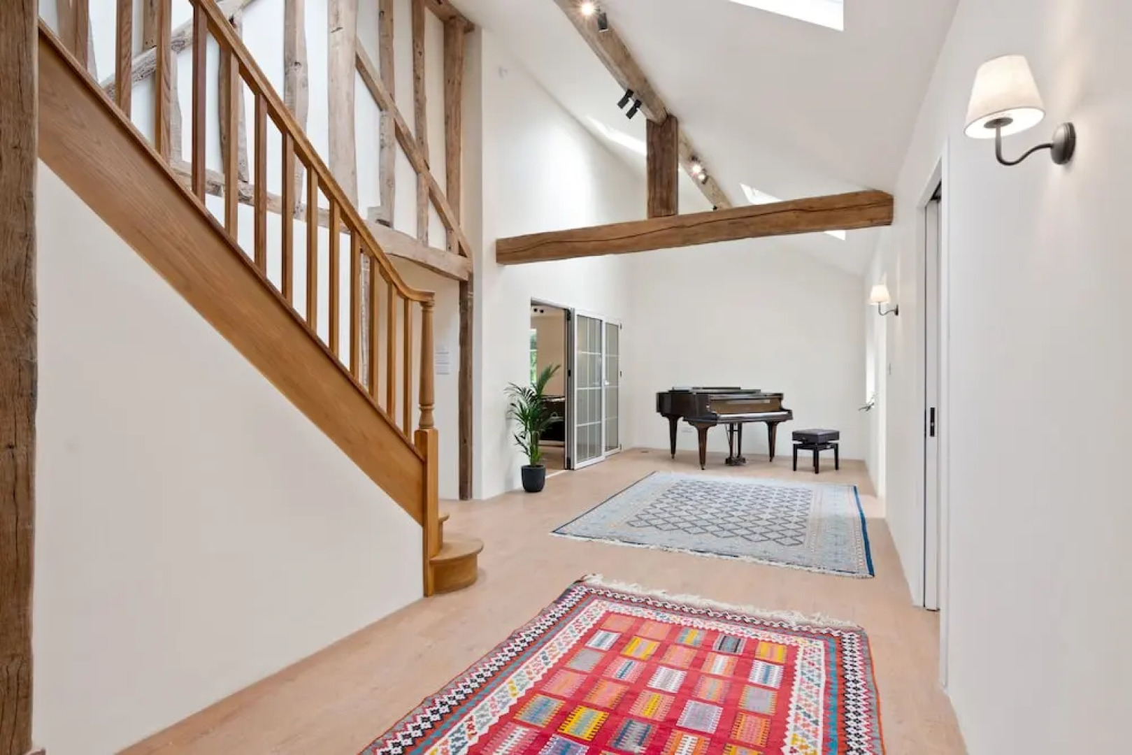 The Manor at Minstrel Court