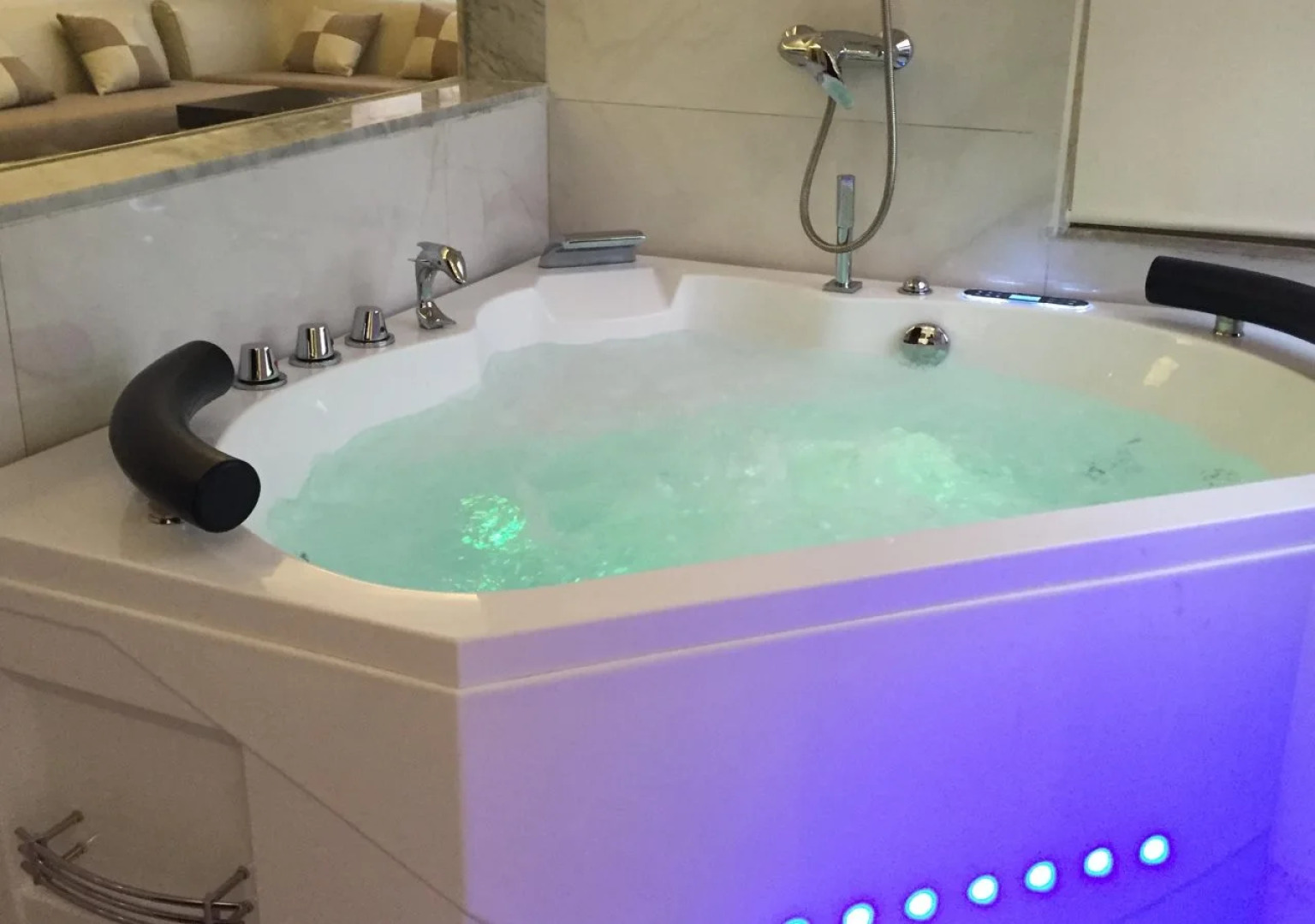 Aphrodite Hotel