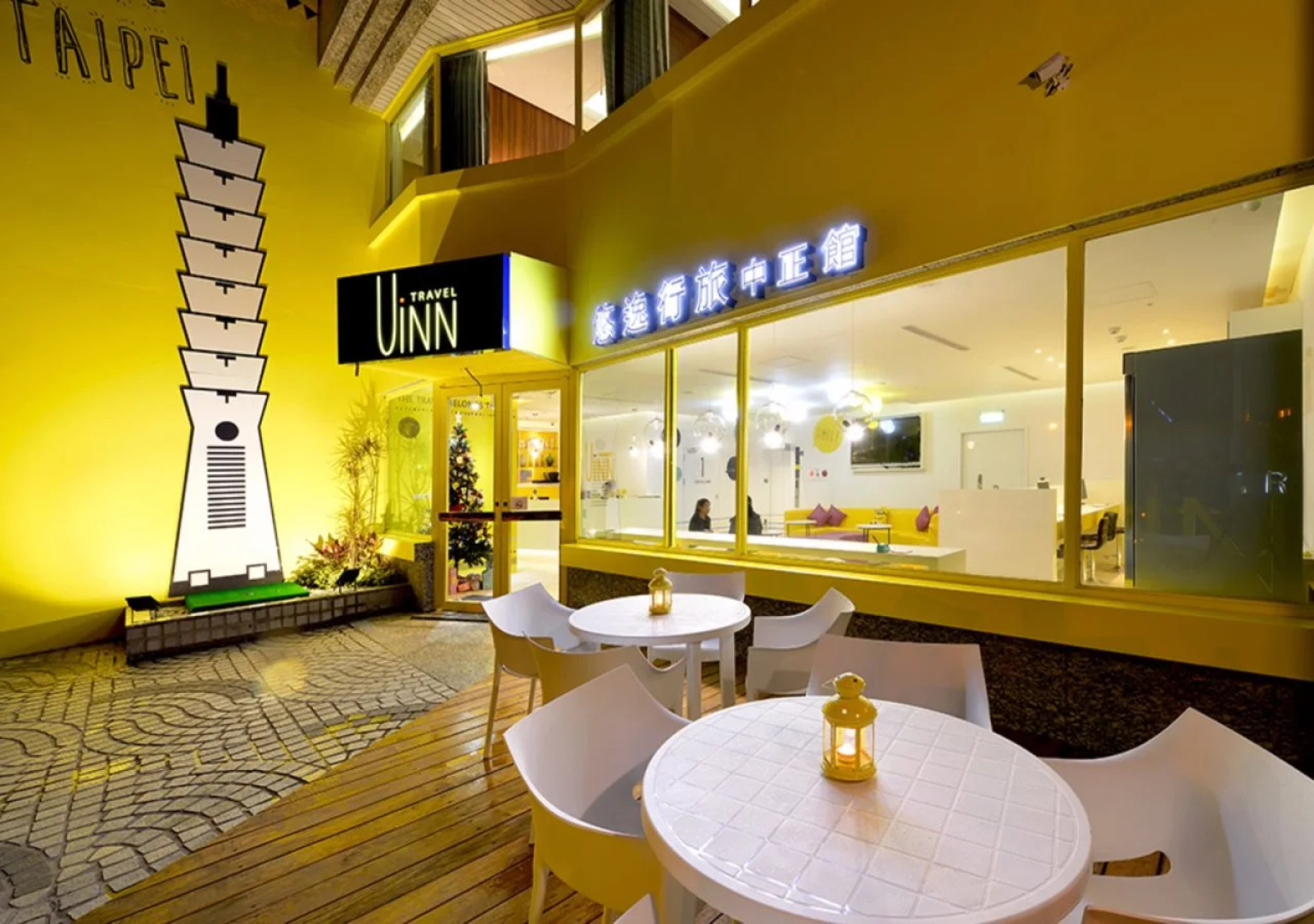 UINN TRAVEL - Hostel