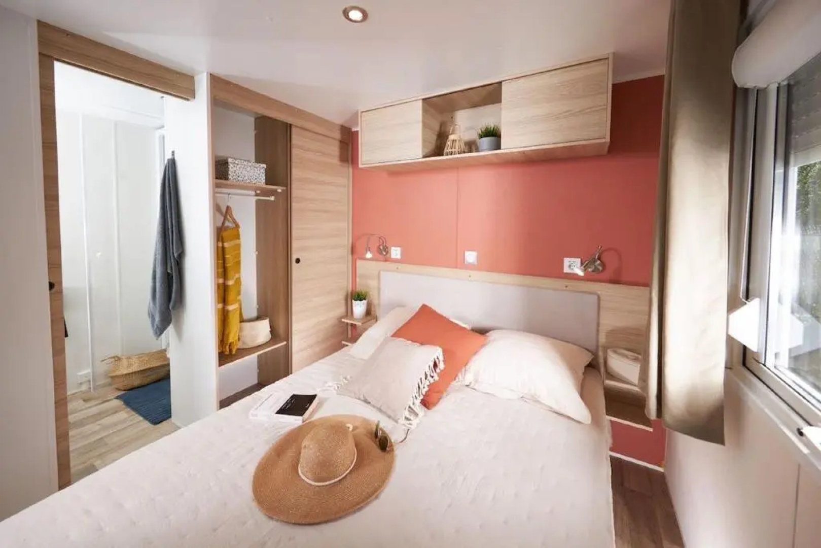 Mobil home 3 chambres 2 salles de bains au camping 4 étoiles MH276 aux charmettes