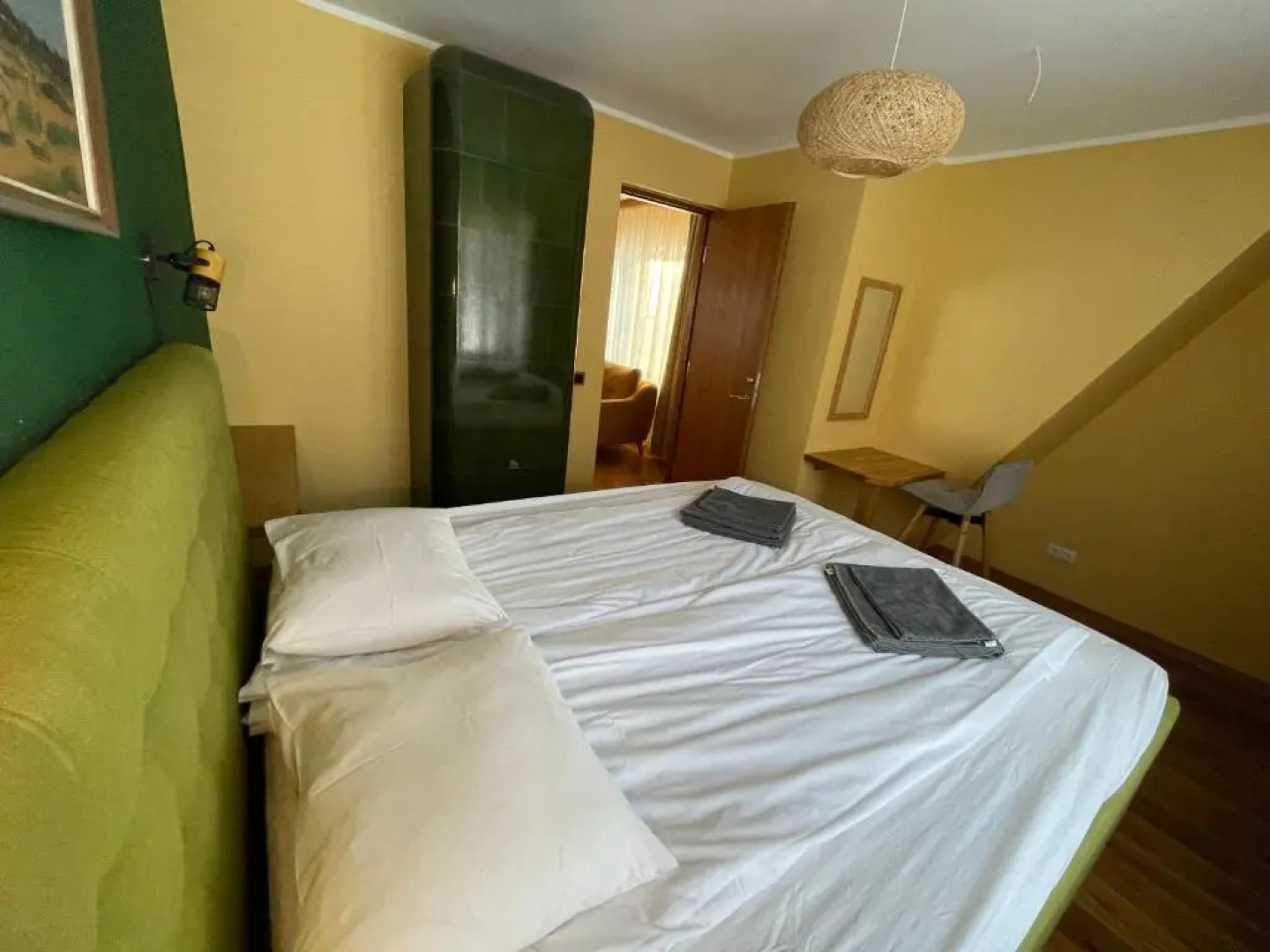 "Indian Summer" Apartment