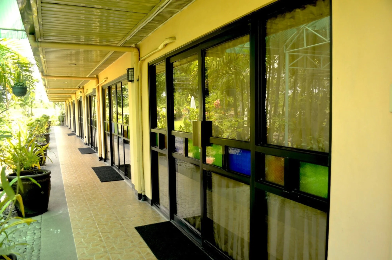 Luisita Central Park Hotel