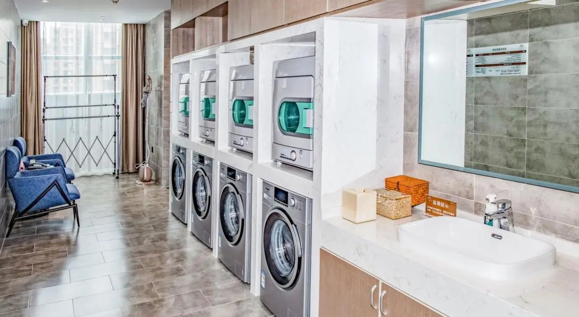 Atour Hotel Yulin Yuyang Xi Road