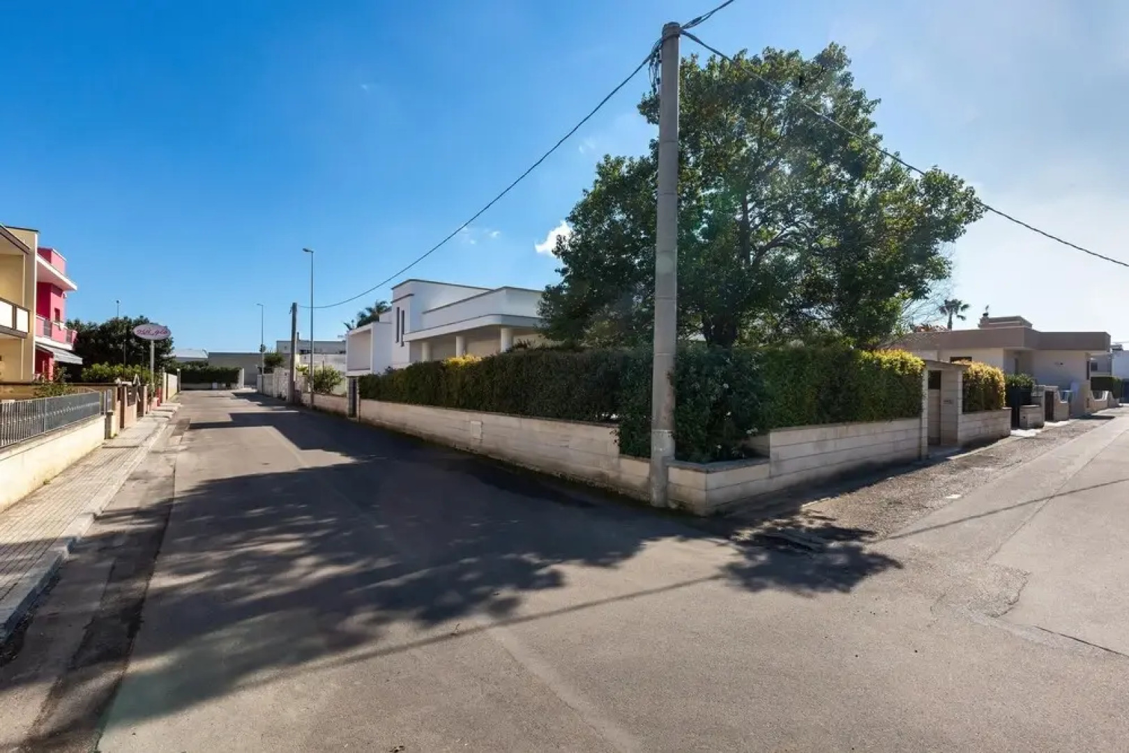 2732 Suite More by Barbarhouse