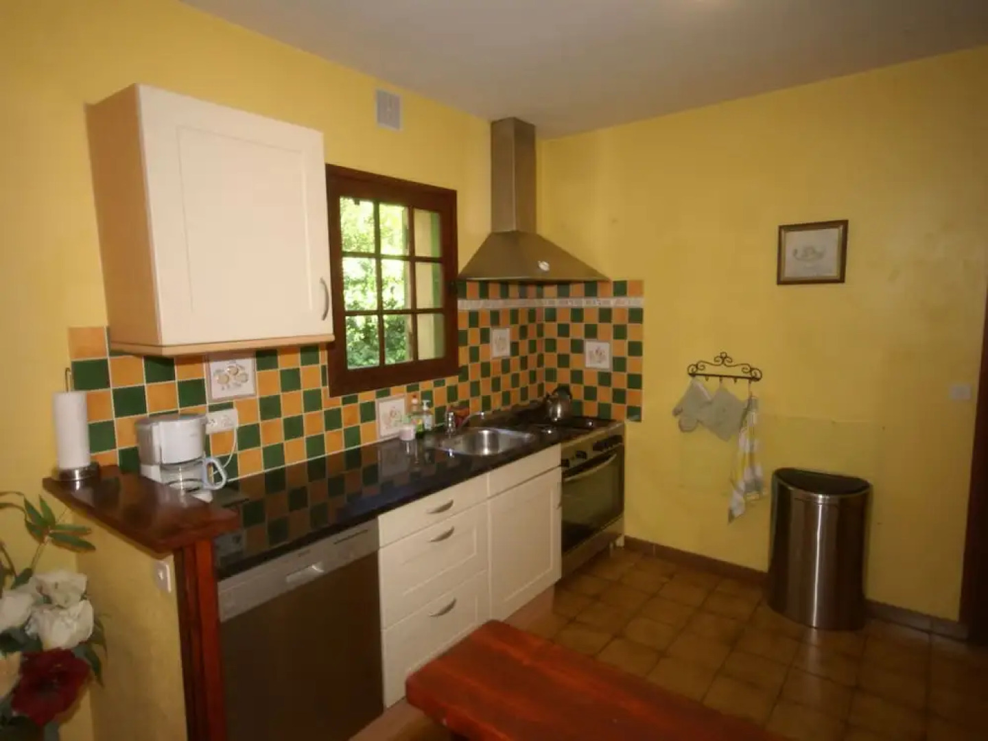 Holiday Home With Private Swimming Pool and View of the Hills, in Trémolat