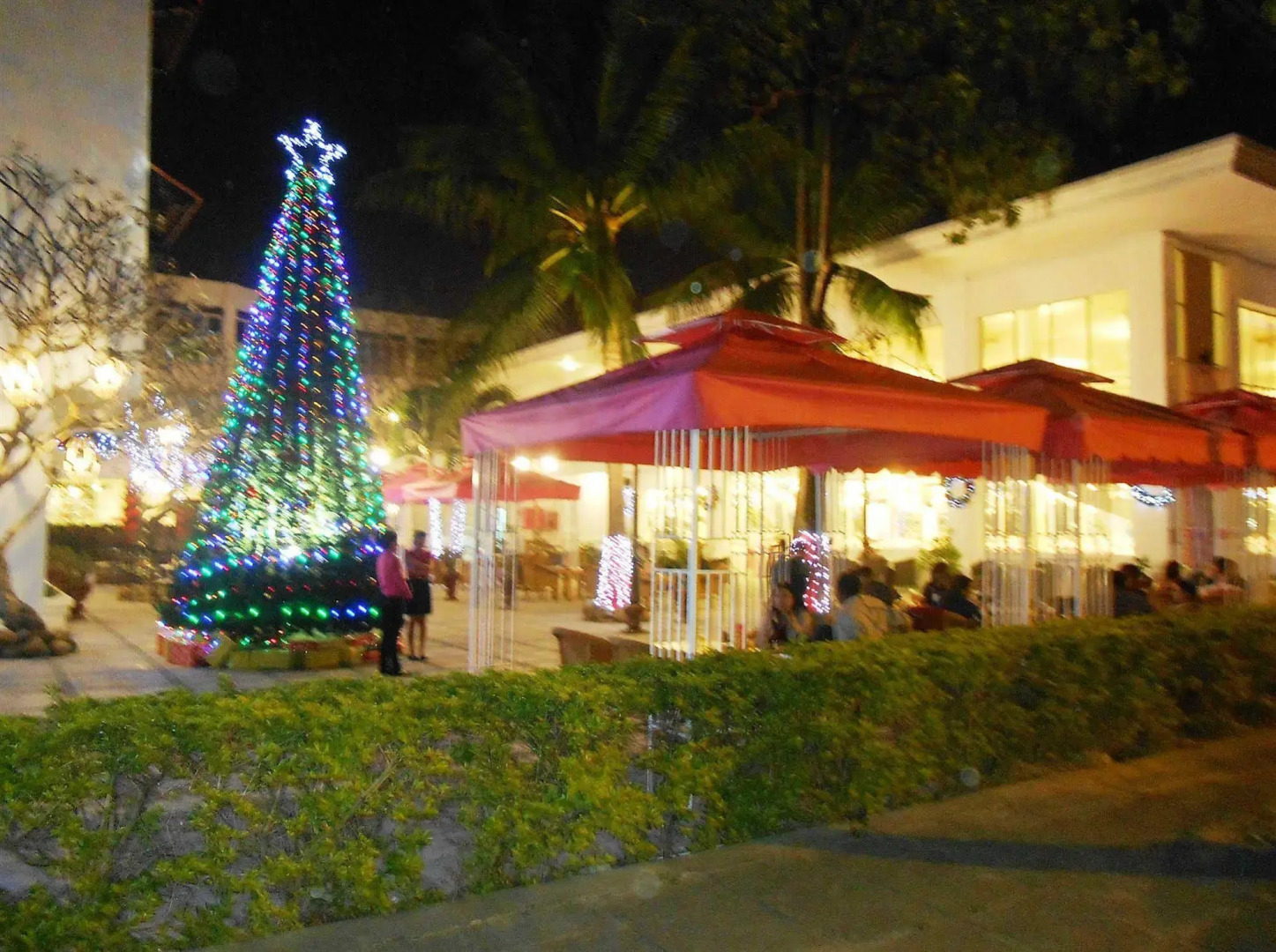 Yasaka Huong Sen Restaurant & Hotel