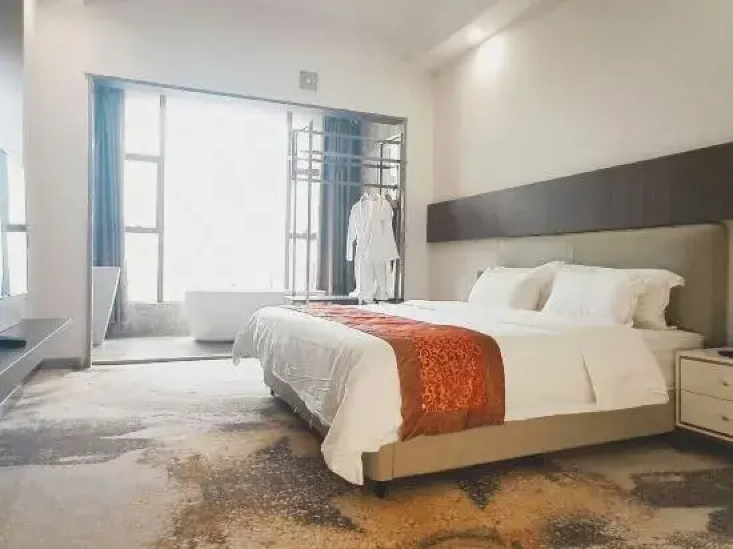 Jin Debao Kaiyue International Hot Spring Resort Hotel