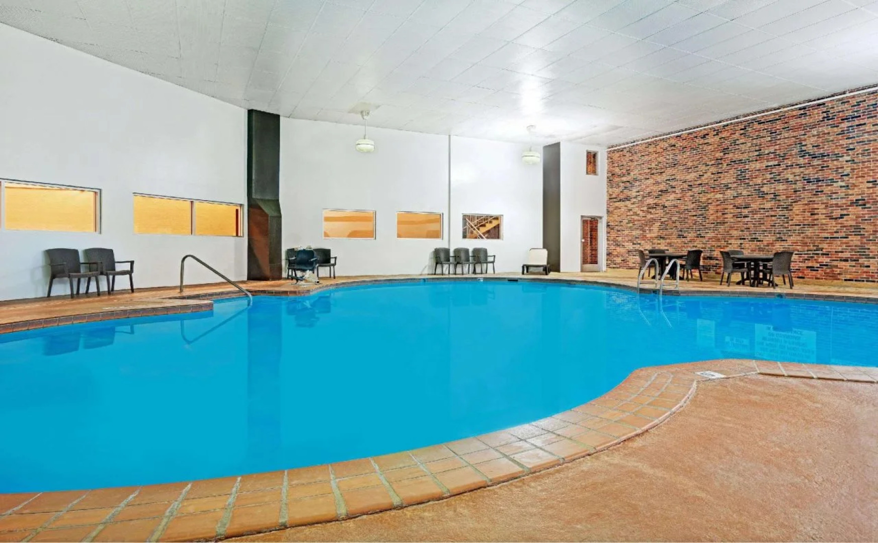 Days Inn Bloomington West