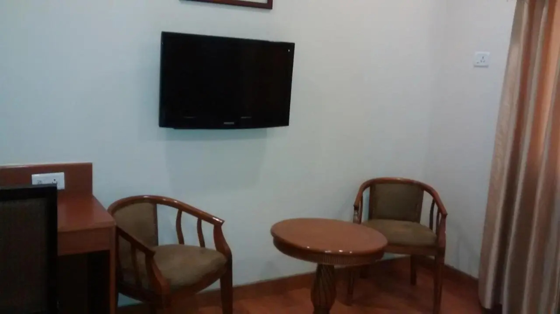 Wingston A TreeHouse Hotel Mathura