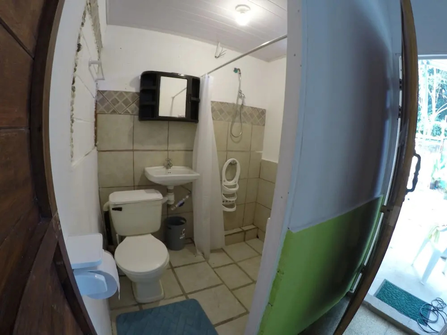 Esterillos Beach House Hostal