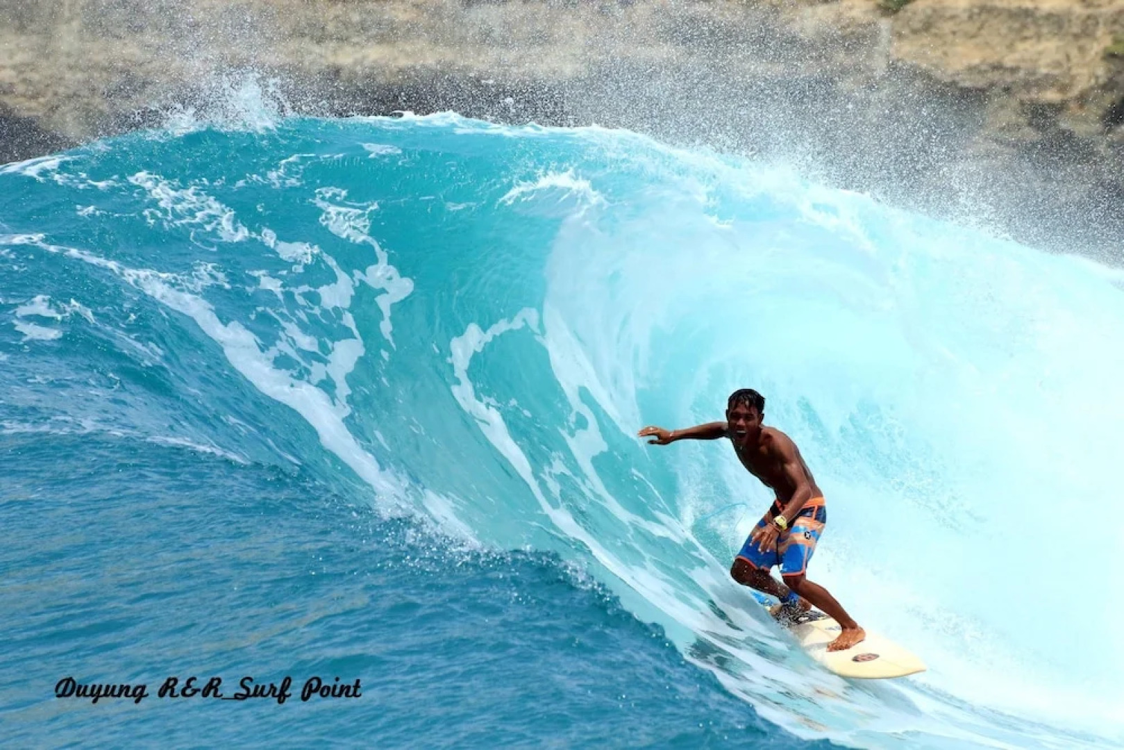 Duyung Rooms and Resto by ZUZU