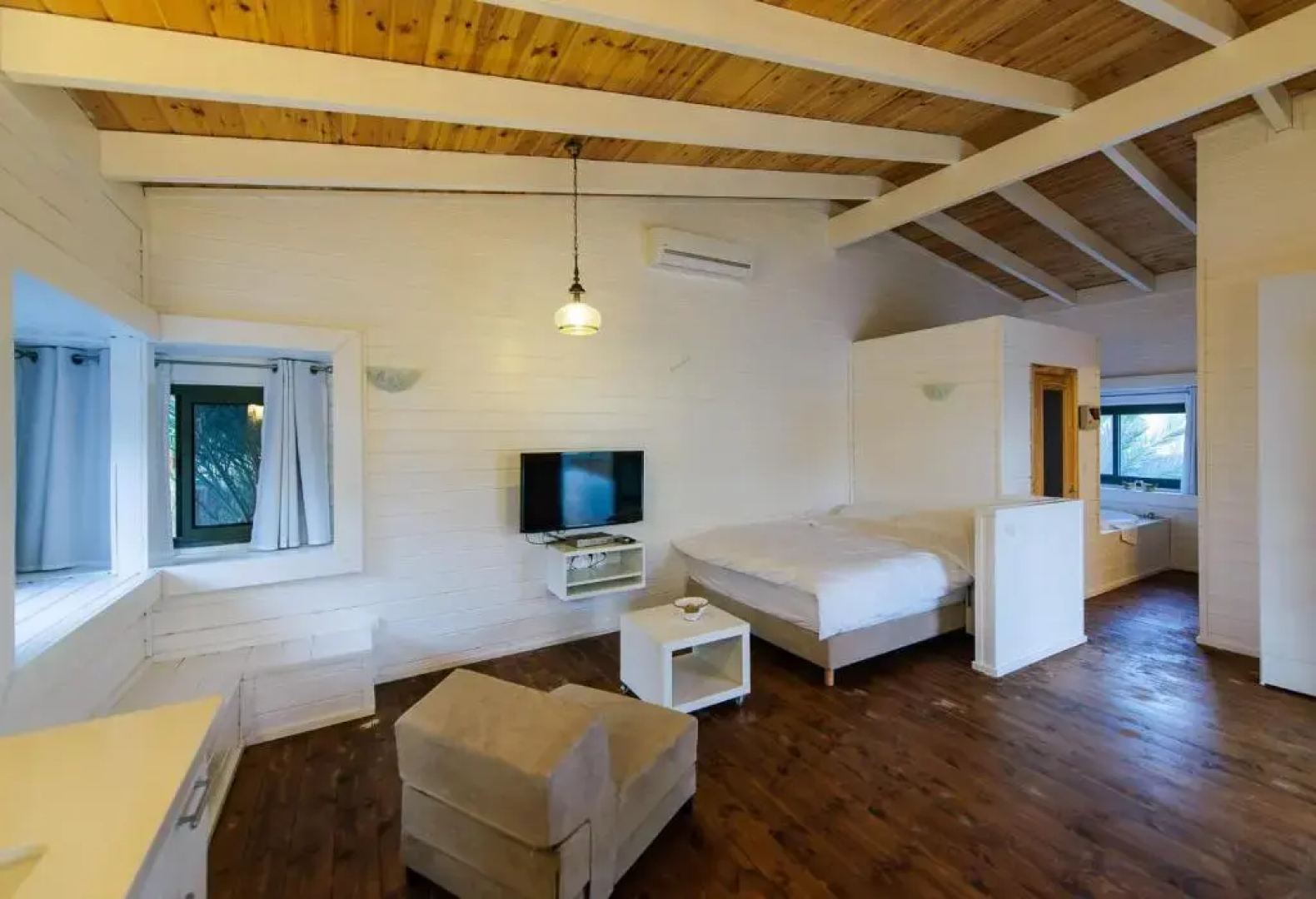 Somewhere - Chalets in the Arava