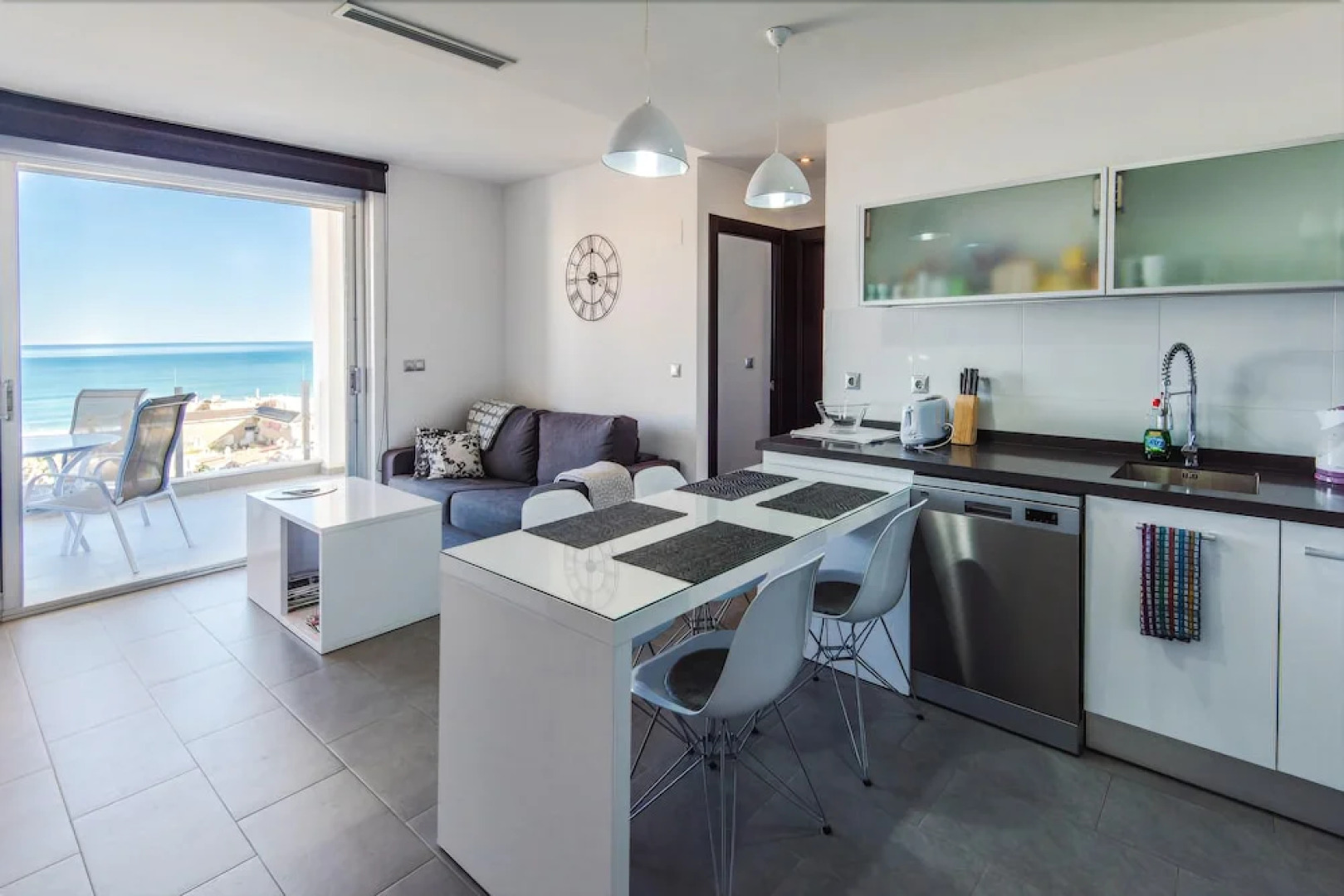 Casa en la Costa - Delfin