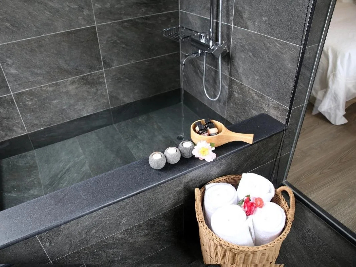 Yunoyado Onsen Hotspring Hotel