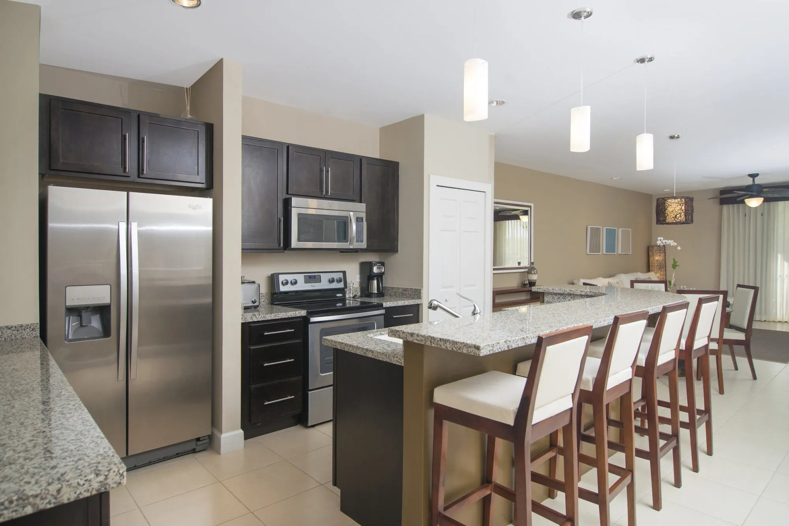 Coco Breeze Residence