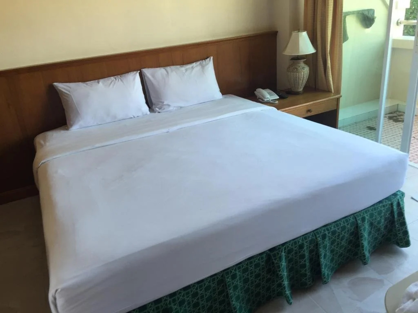 Kata Sun Beach Hotel