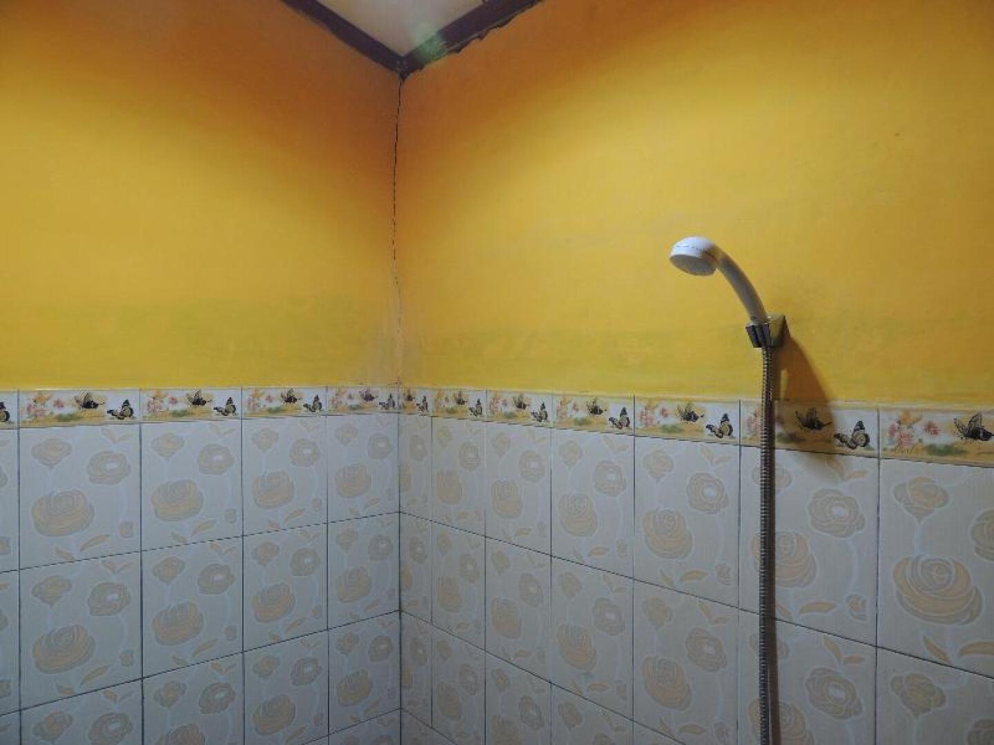 Penginapan Pratama by ZUZU