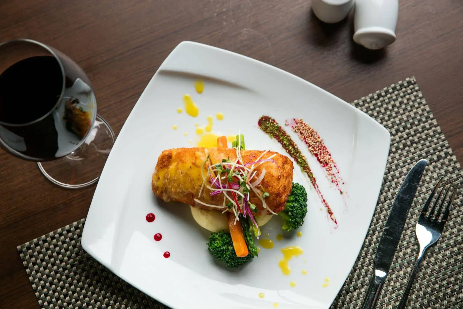 Authentic Hanoi Boutique Hotel