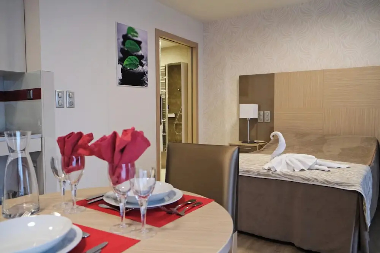 Zenao Montreuil croix de chavaux