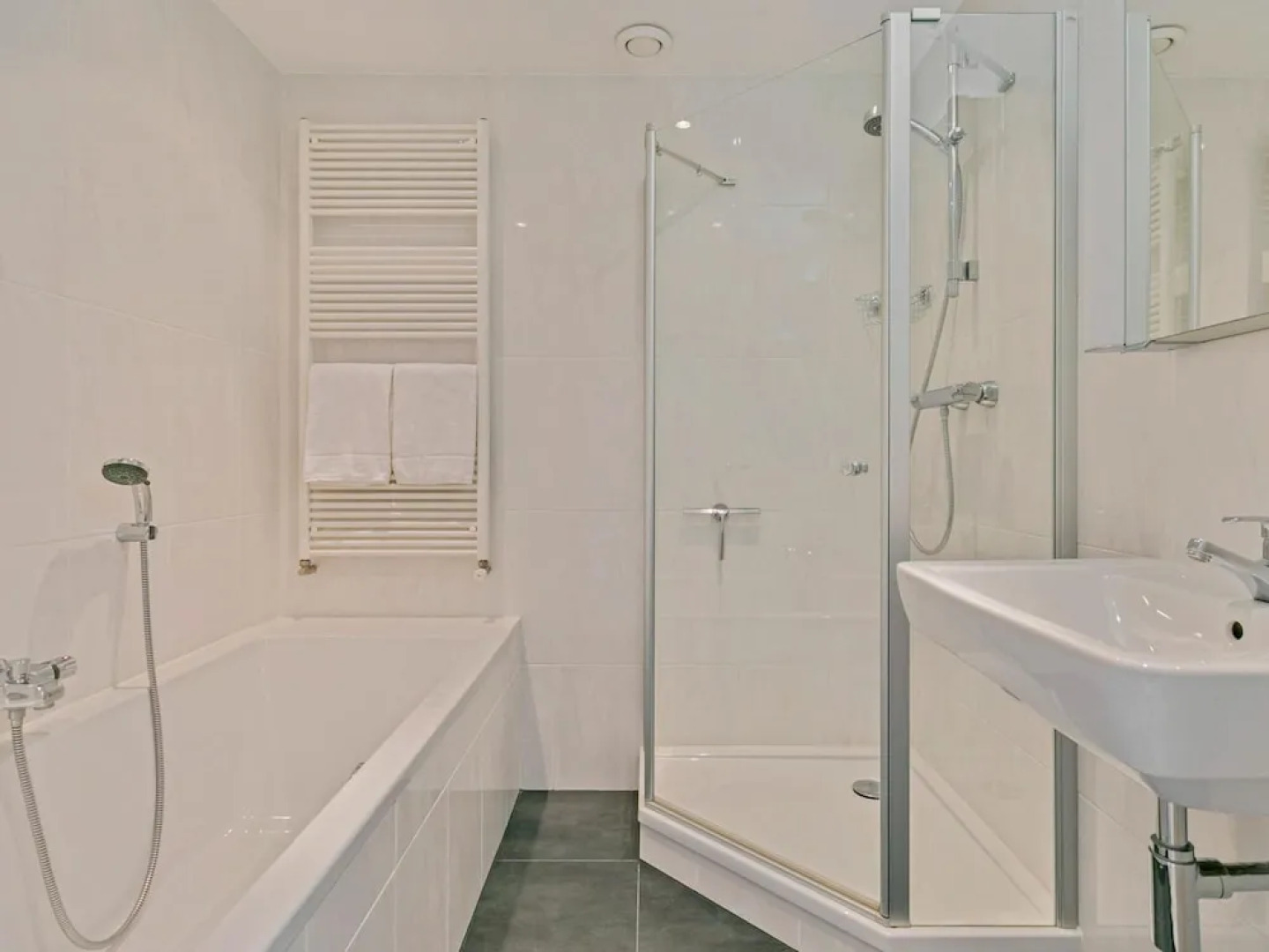 Amazing Holiday Home in Kamperland With Sauna