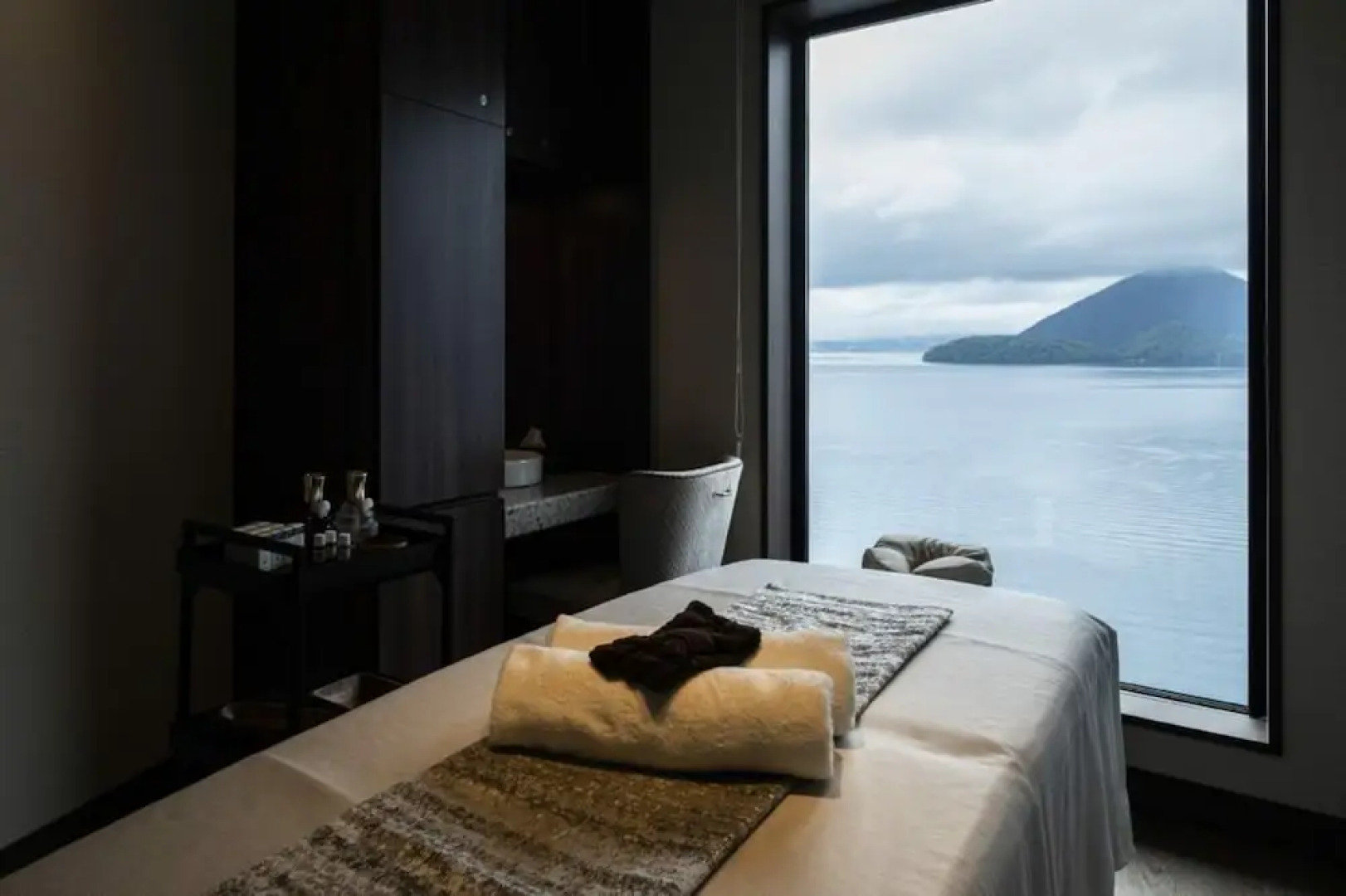 The Lake Suite Ko No Sumika