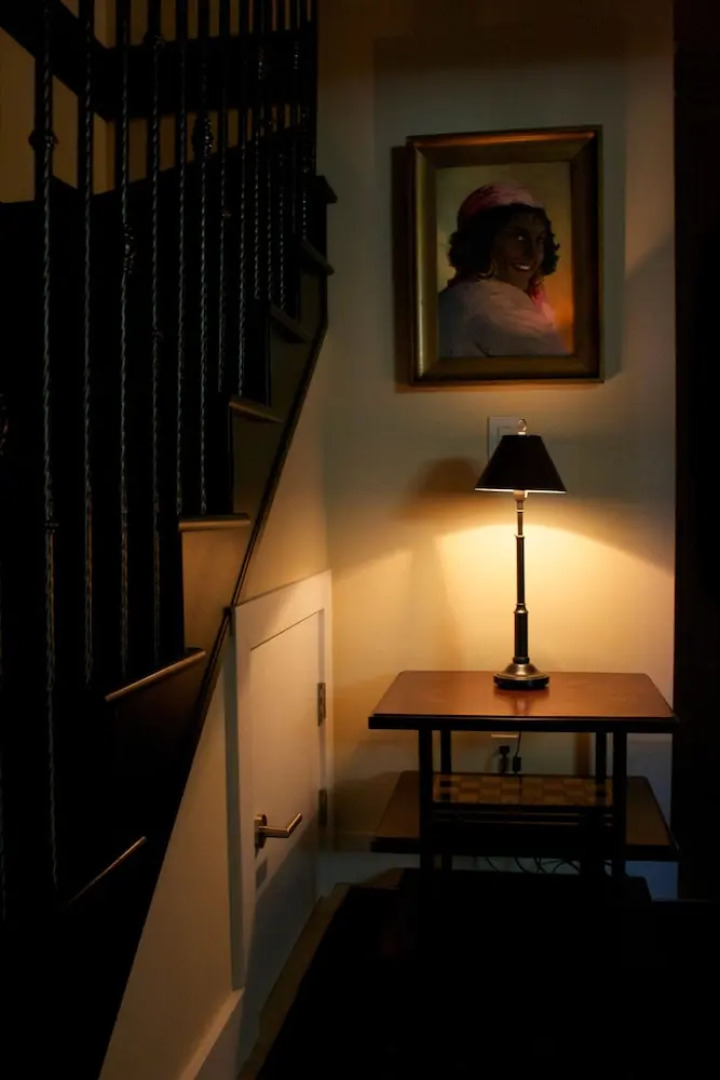 Kitsilano Home 2 Home