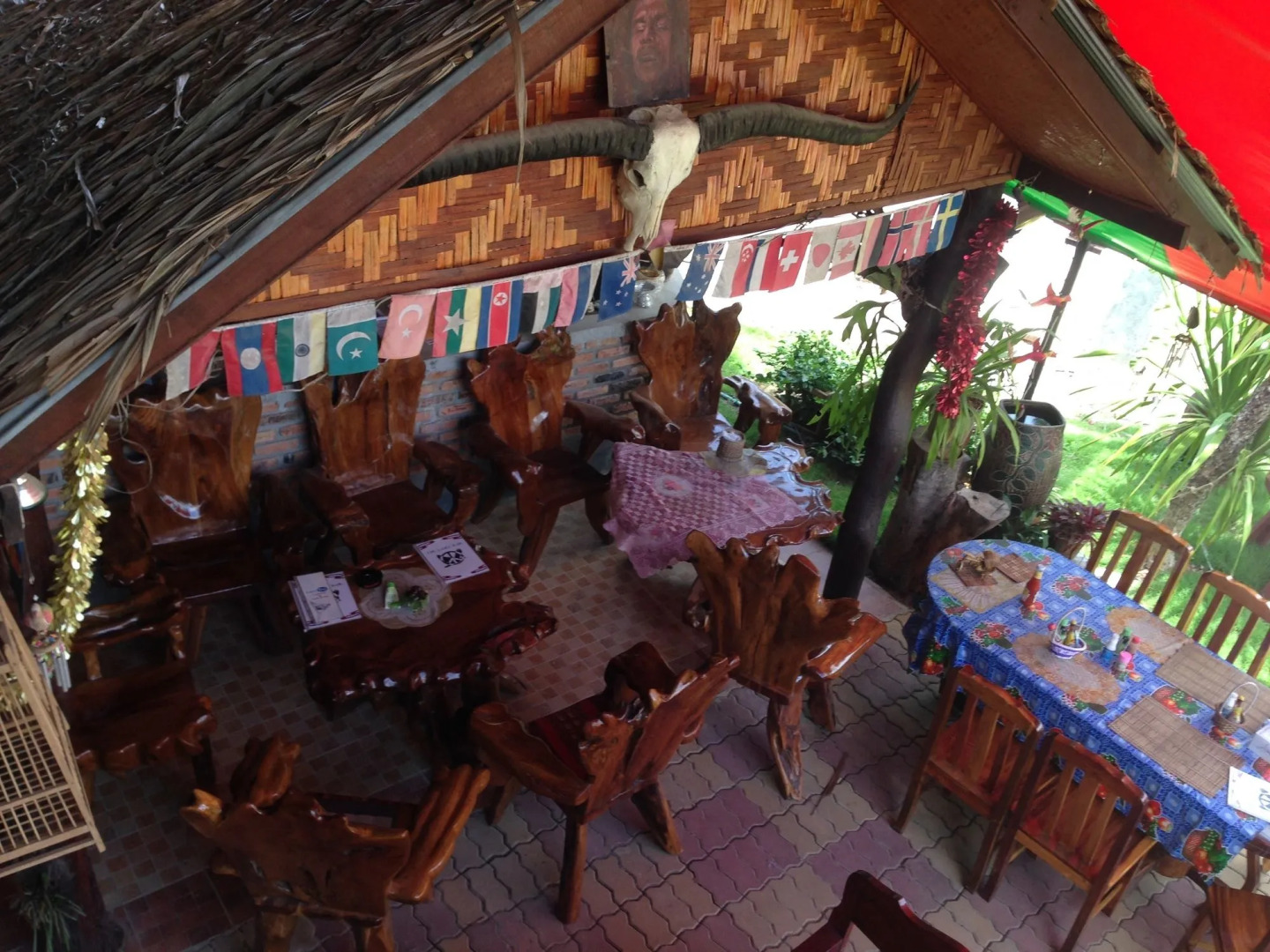 The Lazy Bar And Guesthouse