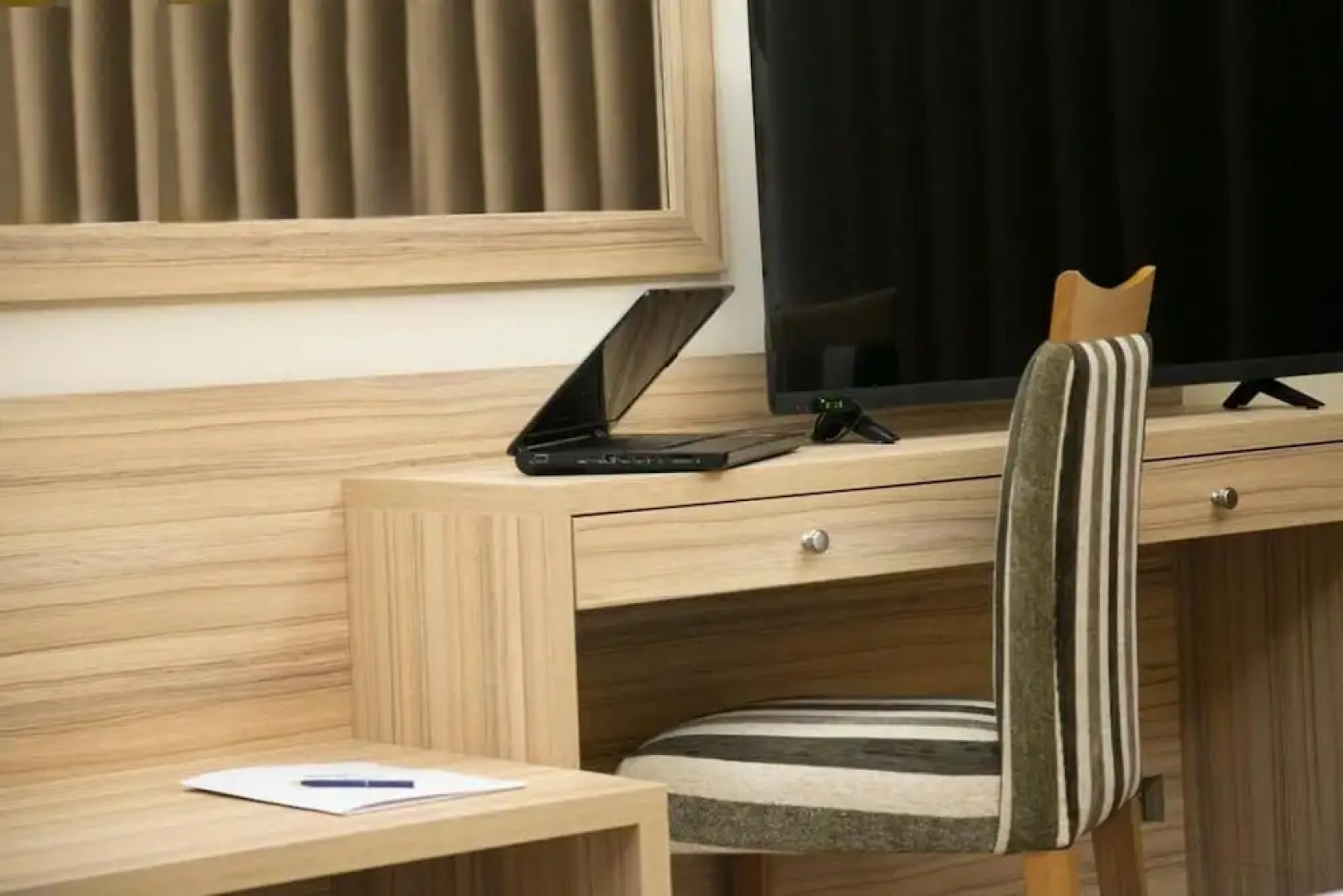 Bzommar Palace Hotel