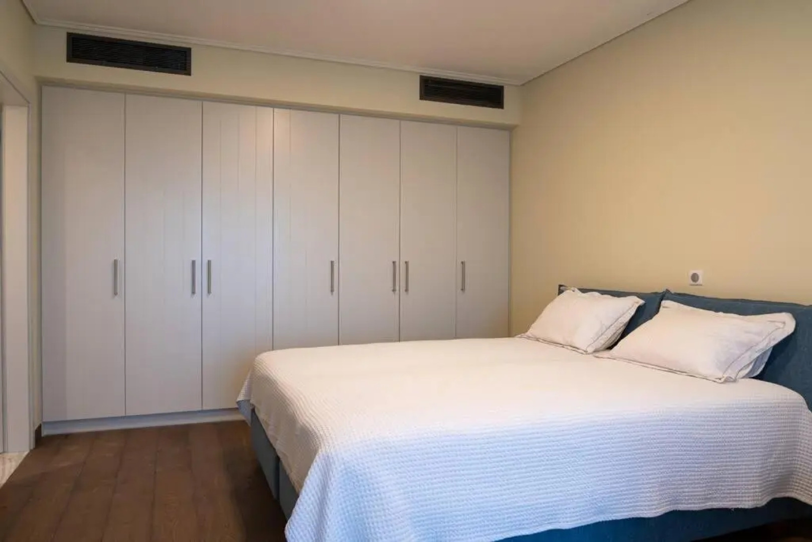 Villa Kalamos / Sea View and Pool nearby Athens