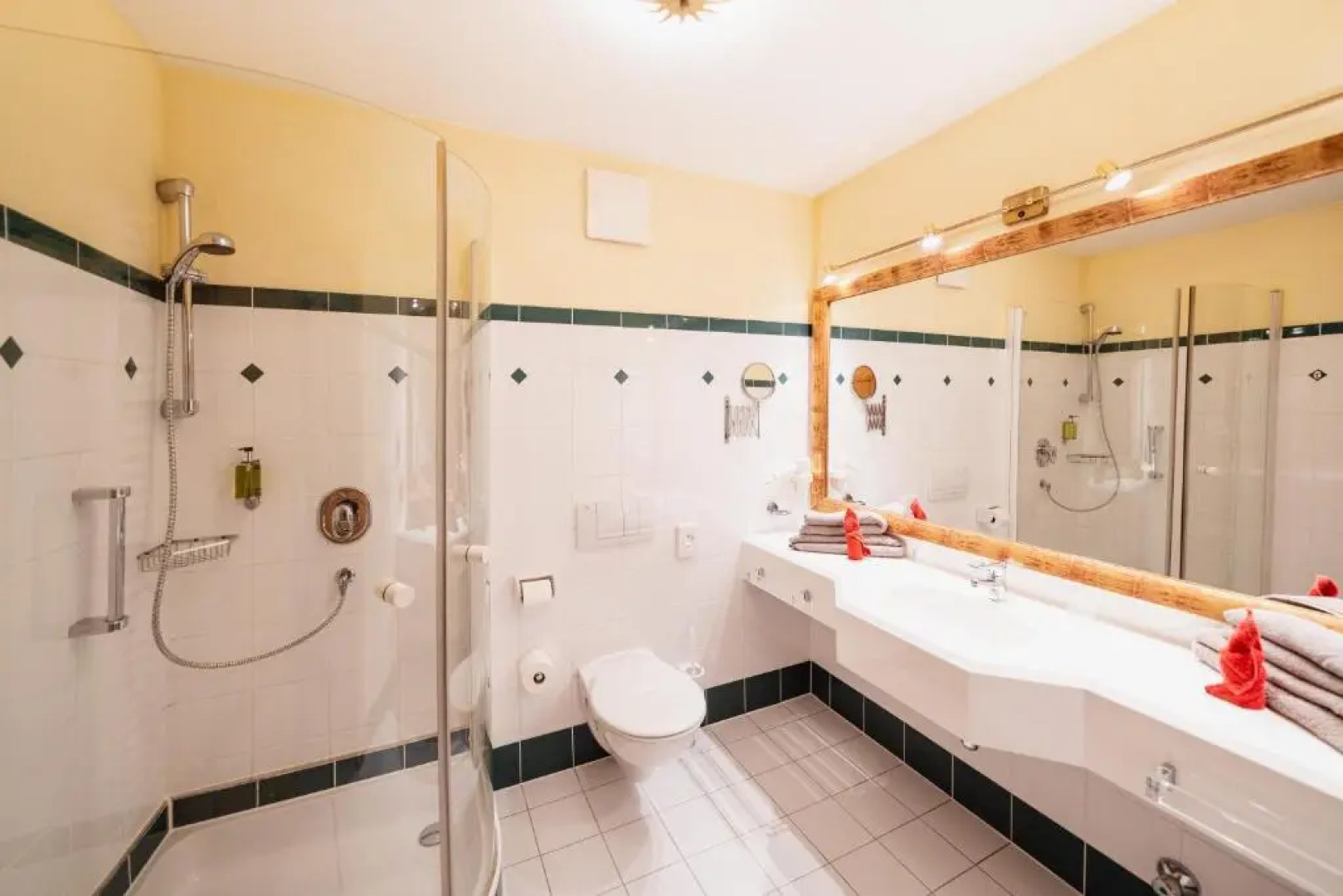 MONS suites wine passion