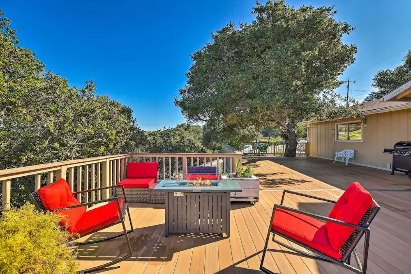 Retro House w/ Deck & Arroyo Grande View