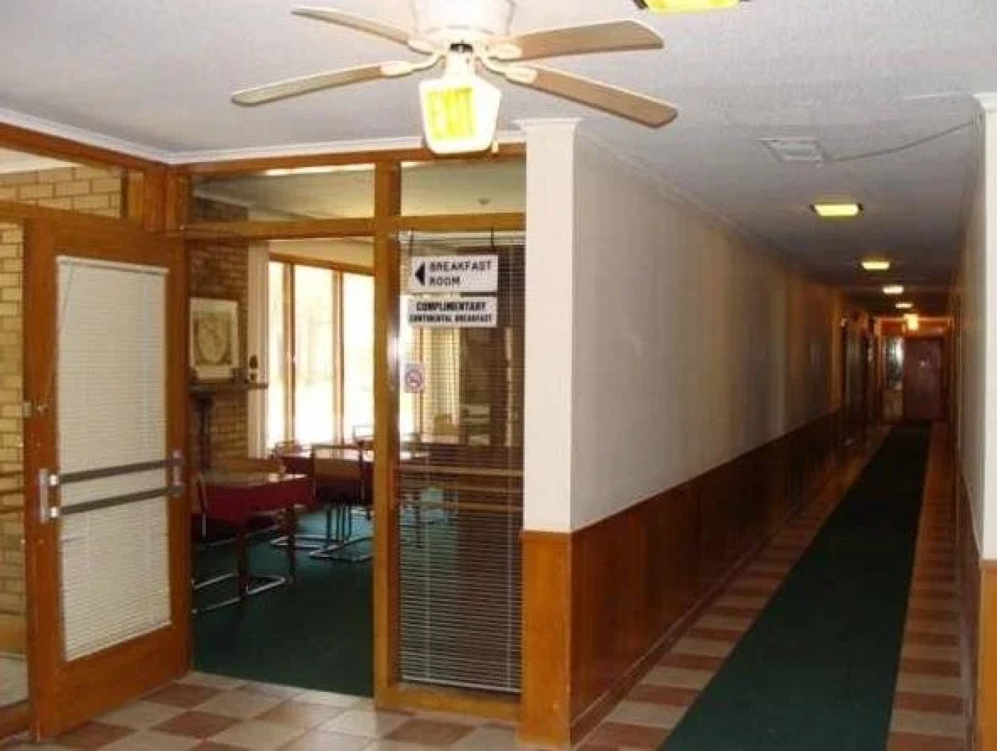 The Mariner Motor Hotel