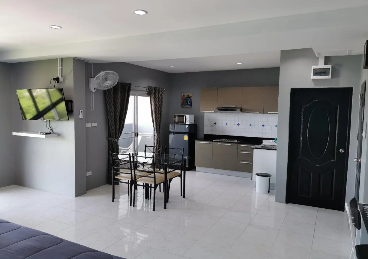 Karon Studio Apartment