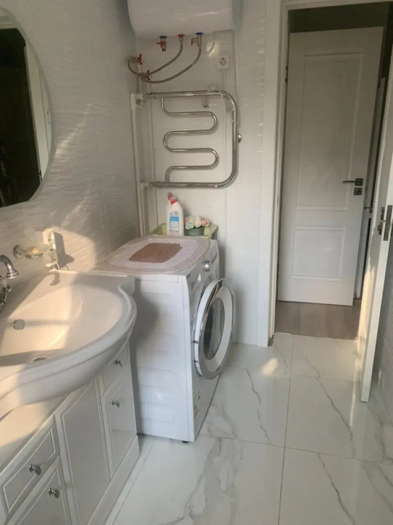 Апартаменты на улице Институтская