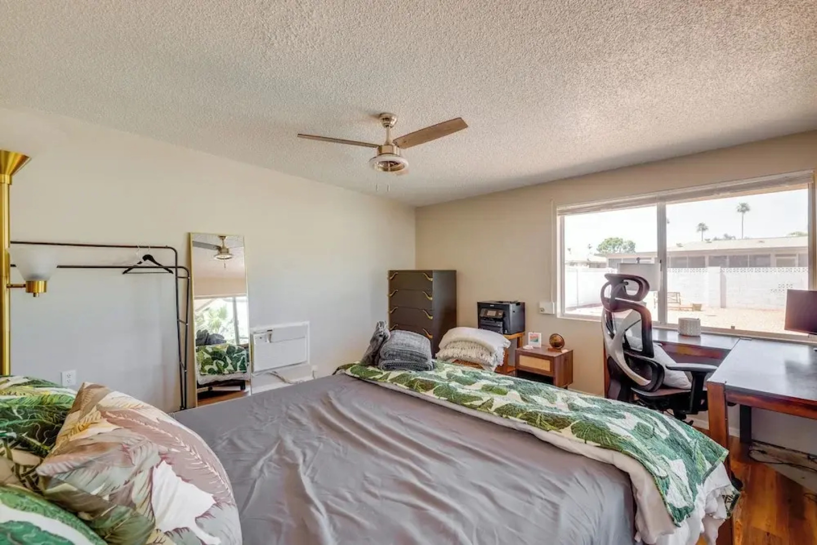 Walk to Golf Club: Sun City Home w/ Private Pool!