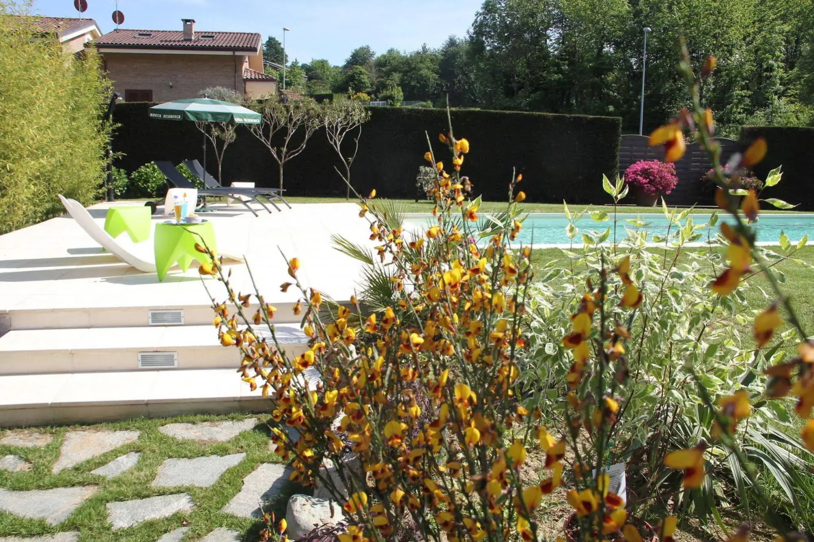 Rosta Residence Ranverso