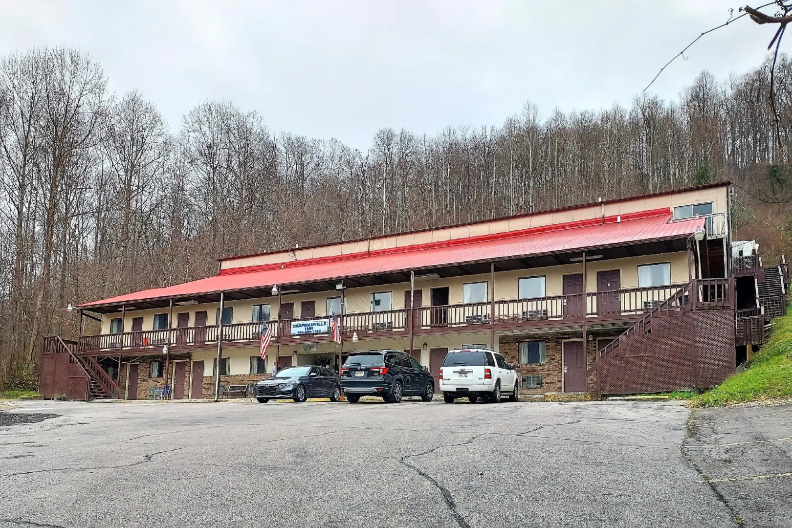 OYO Hotel Chapmanville Inn, WV - Hwy 119