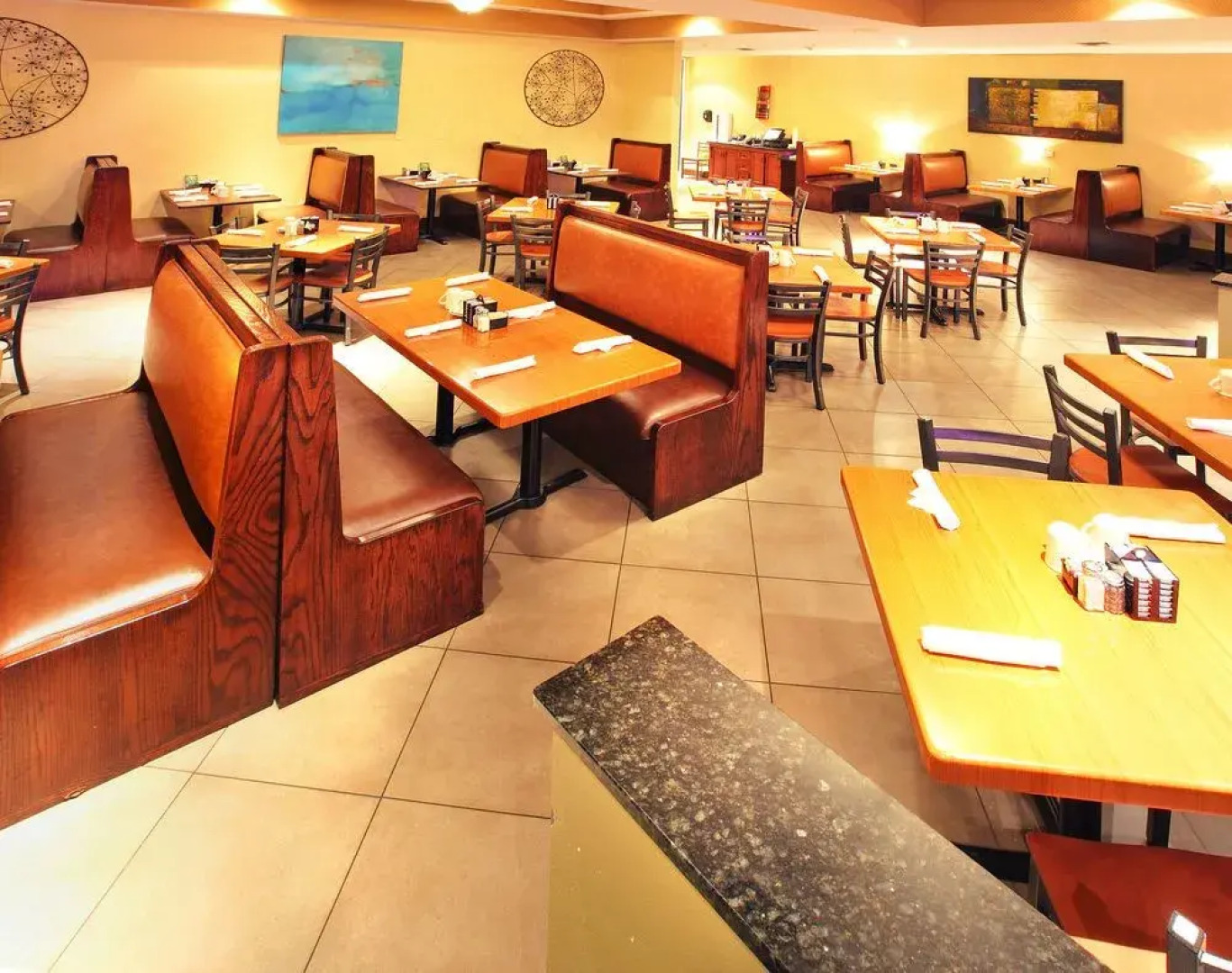 Hyatt House Bentoville / Rogers