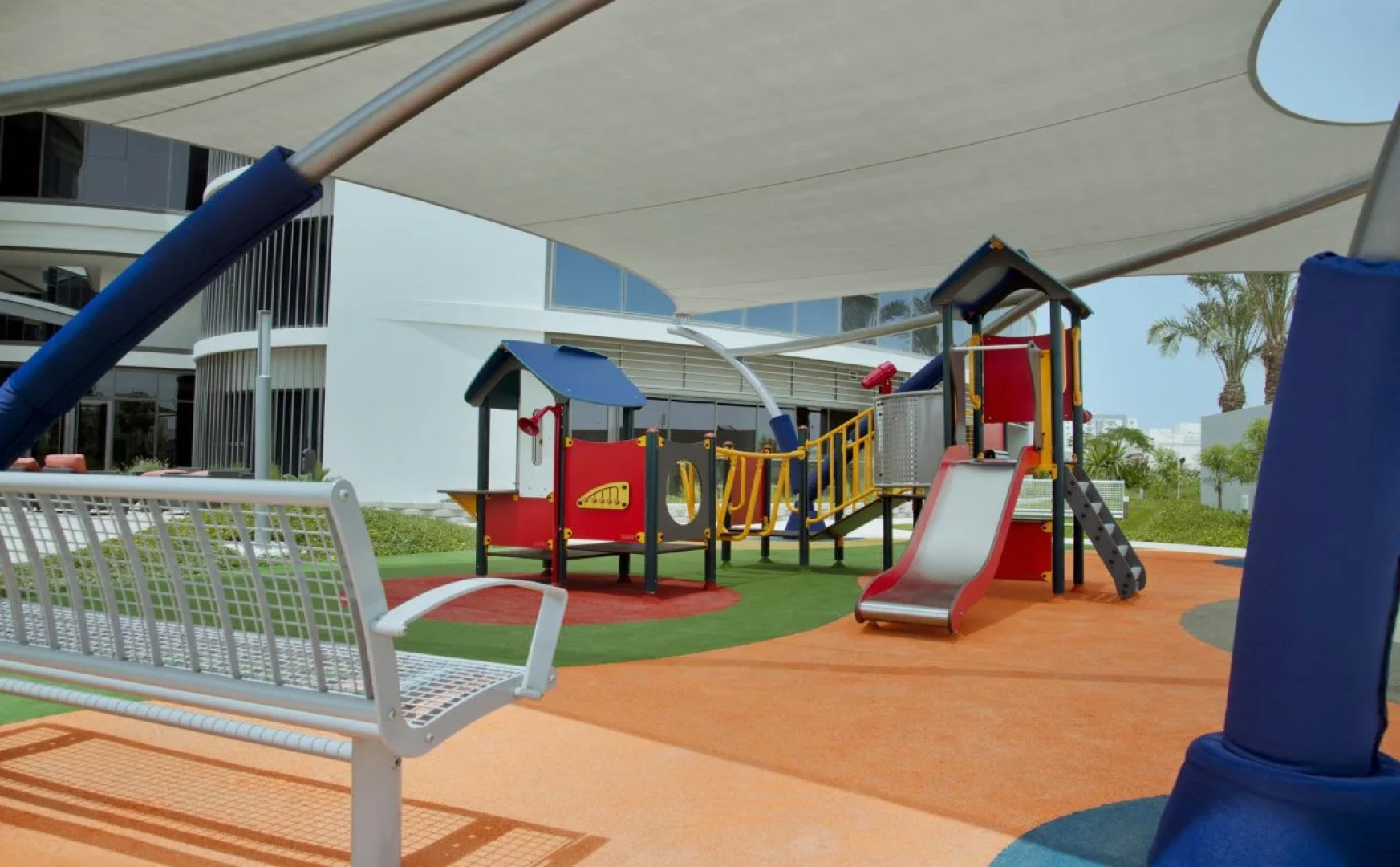 Majestic Arjaan by Rotana Hotel