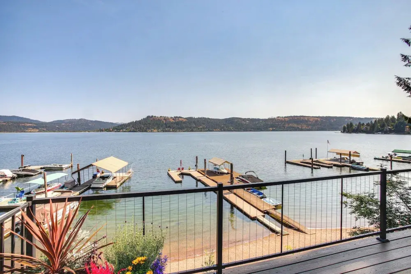 Coeur D'alene, Idaho Lake House W/beautiful Views!