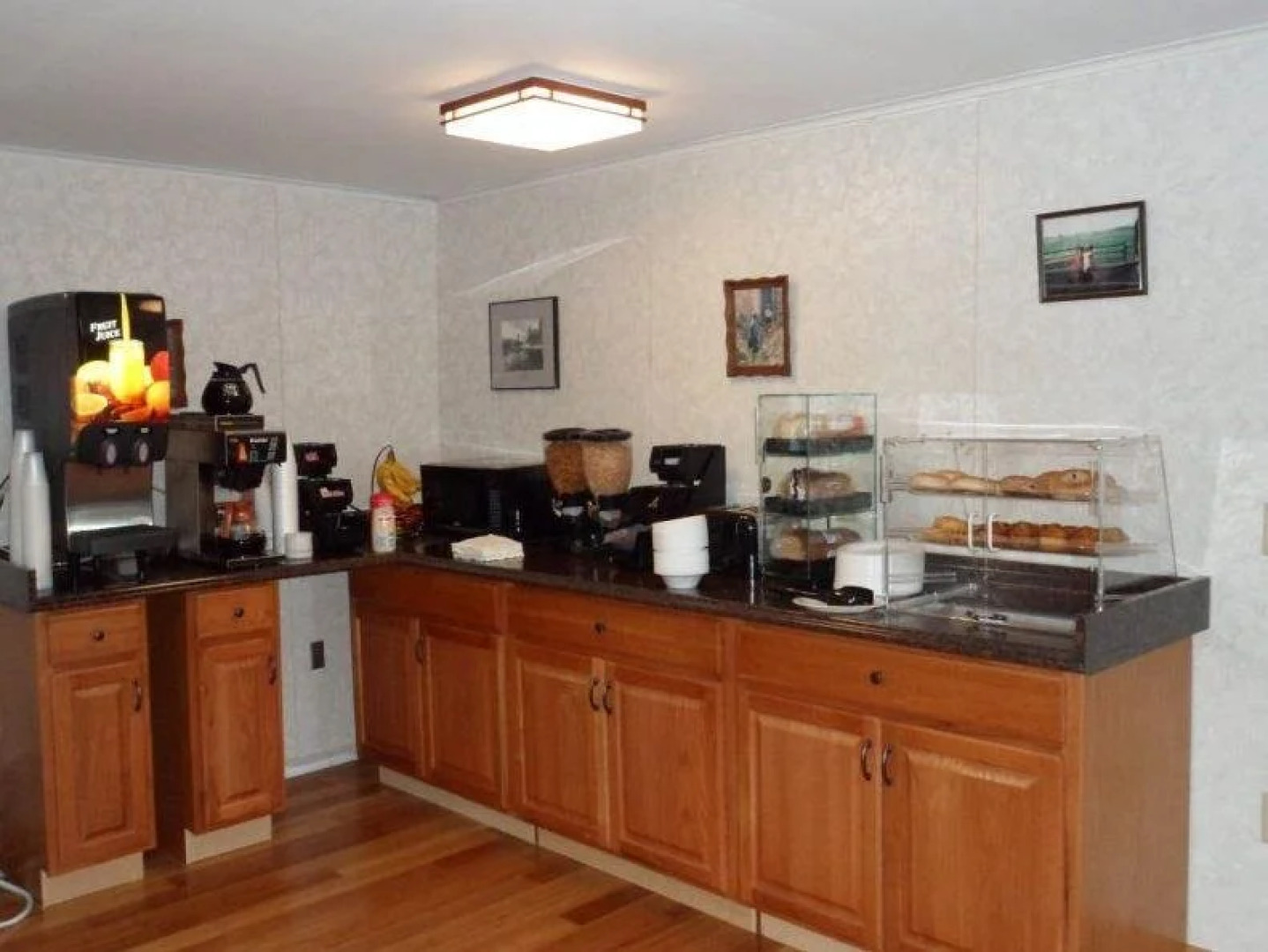 Cherry Lane Motor Inn