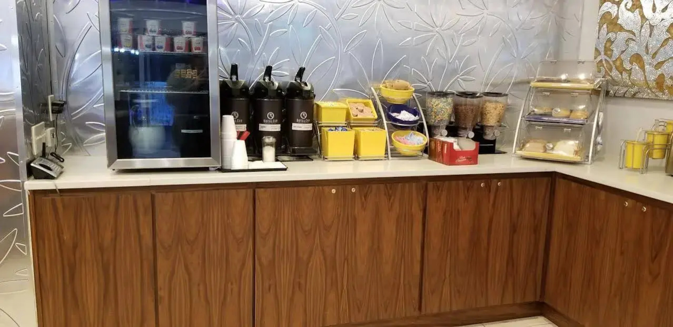 Rosewood Inn and Suites