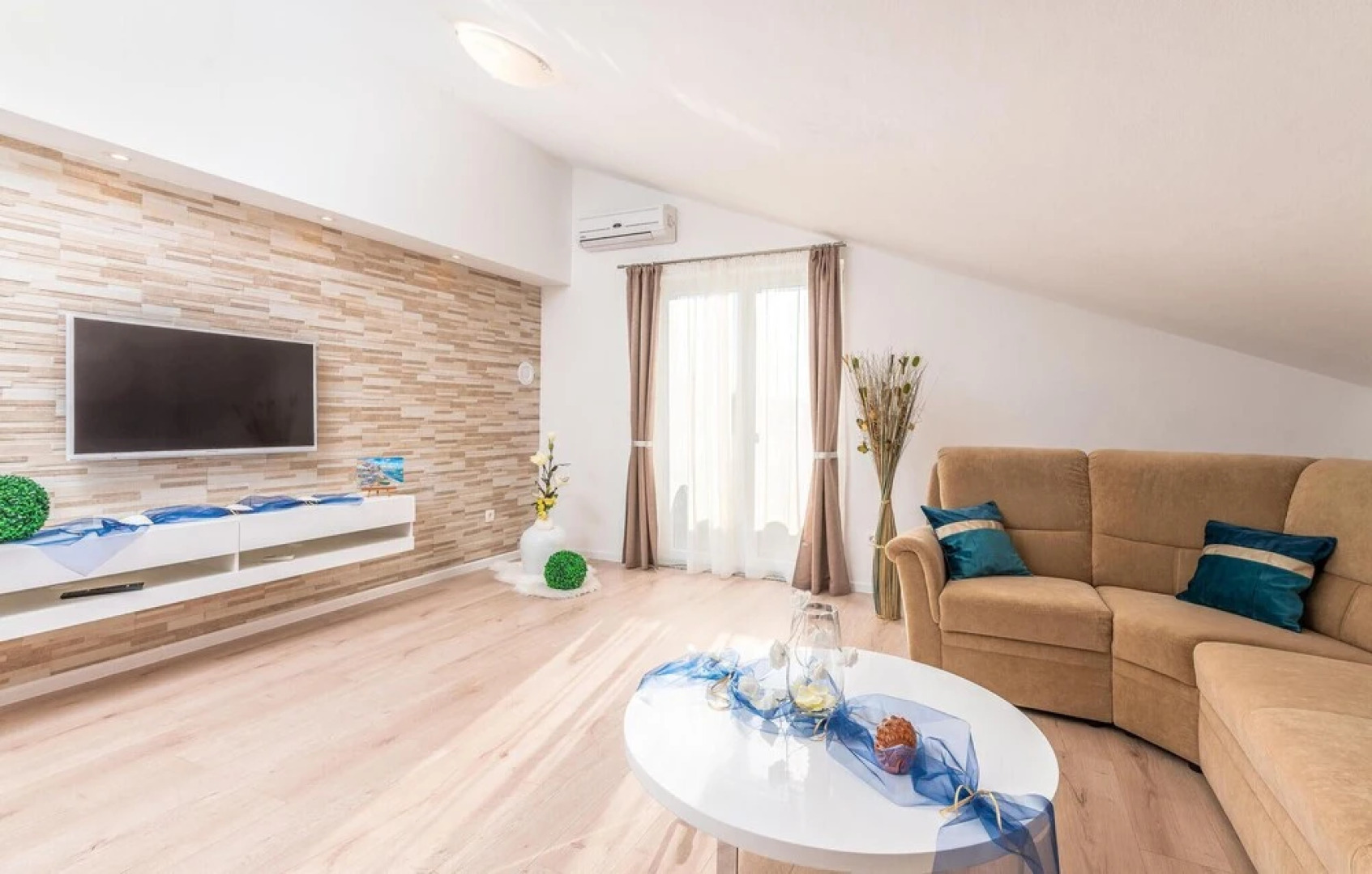 Awesome Apartment in Krk With 3 Bedrooms and Wifi