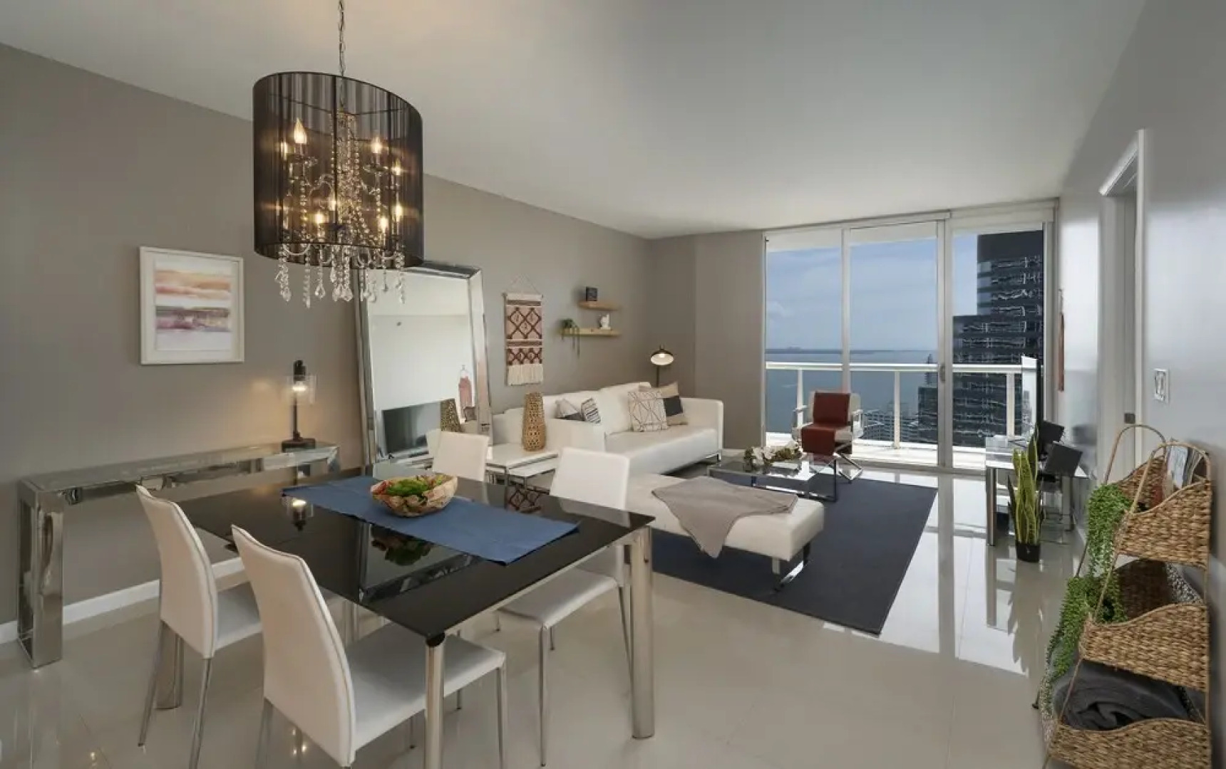 Icon Residences By Sunnyside Hotel and Resorts