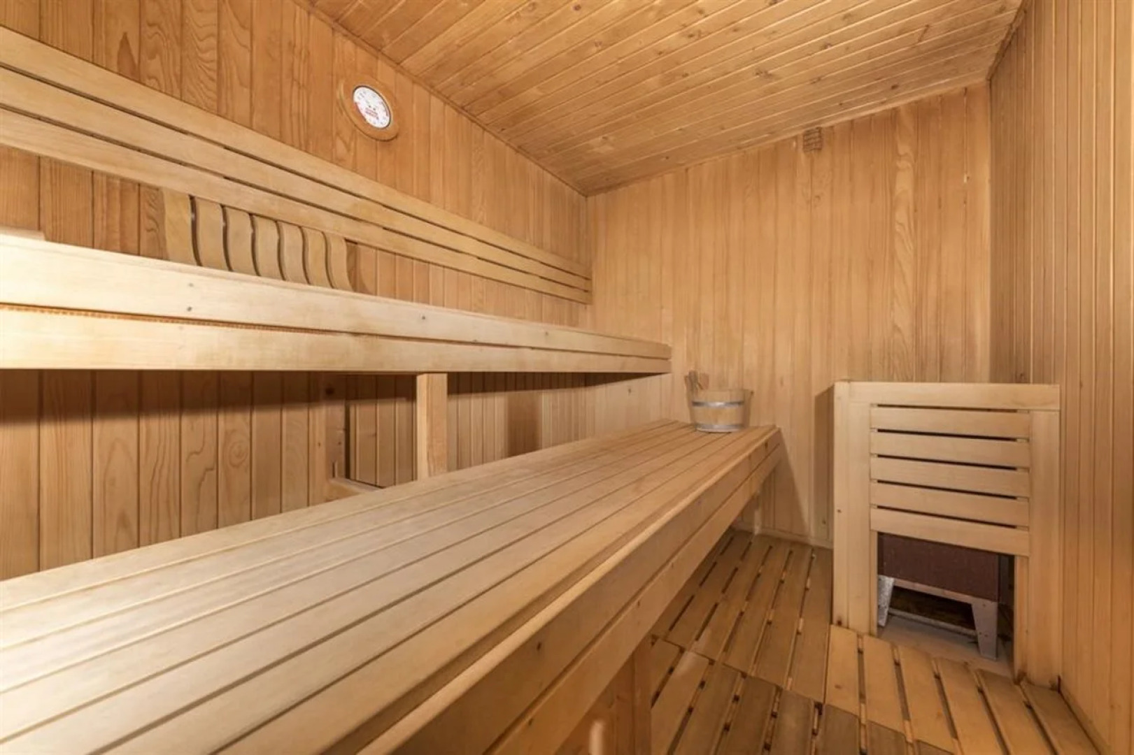 Be Live Adults Only Marivent