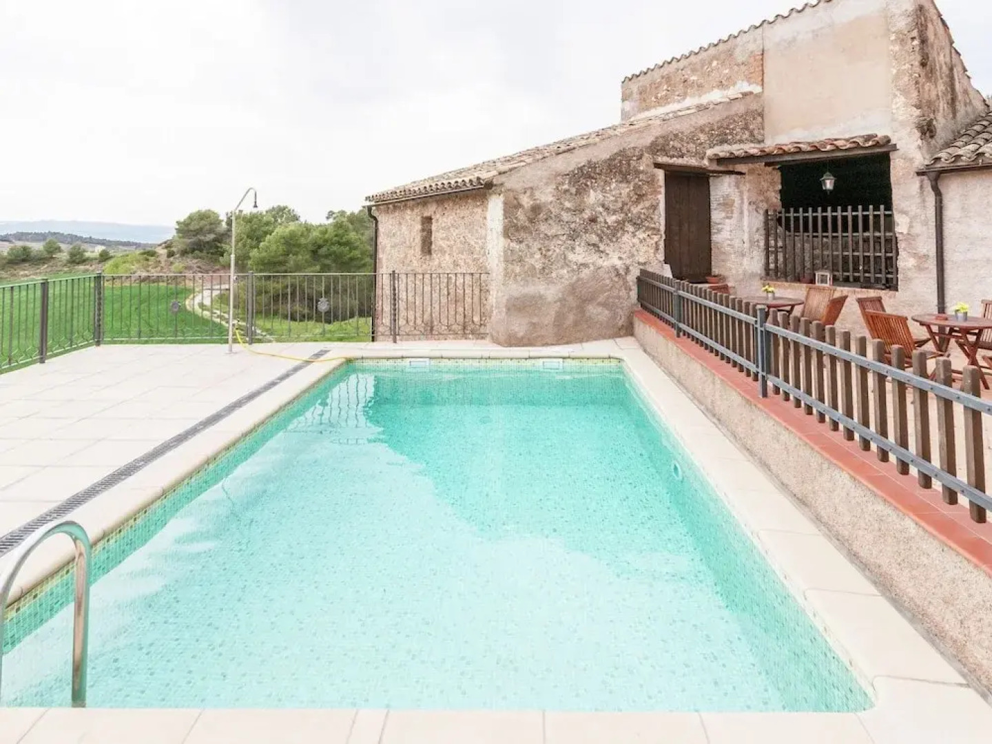 Heritage Cottage in Maians With Swimming Pool
