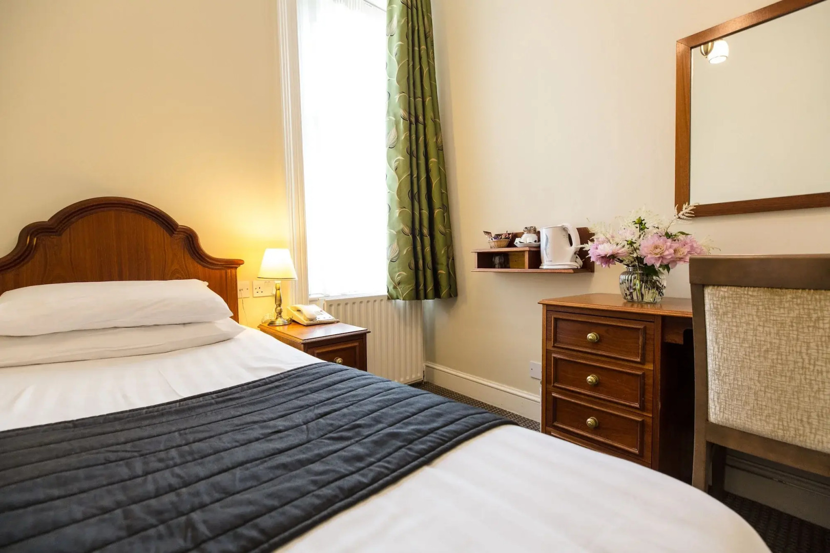 Kensington Gardens Hotel