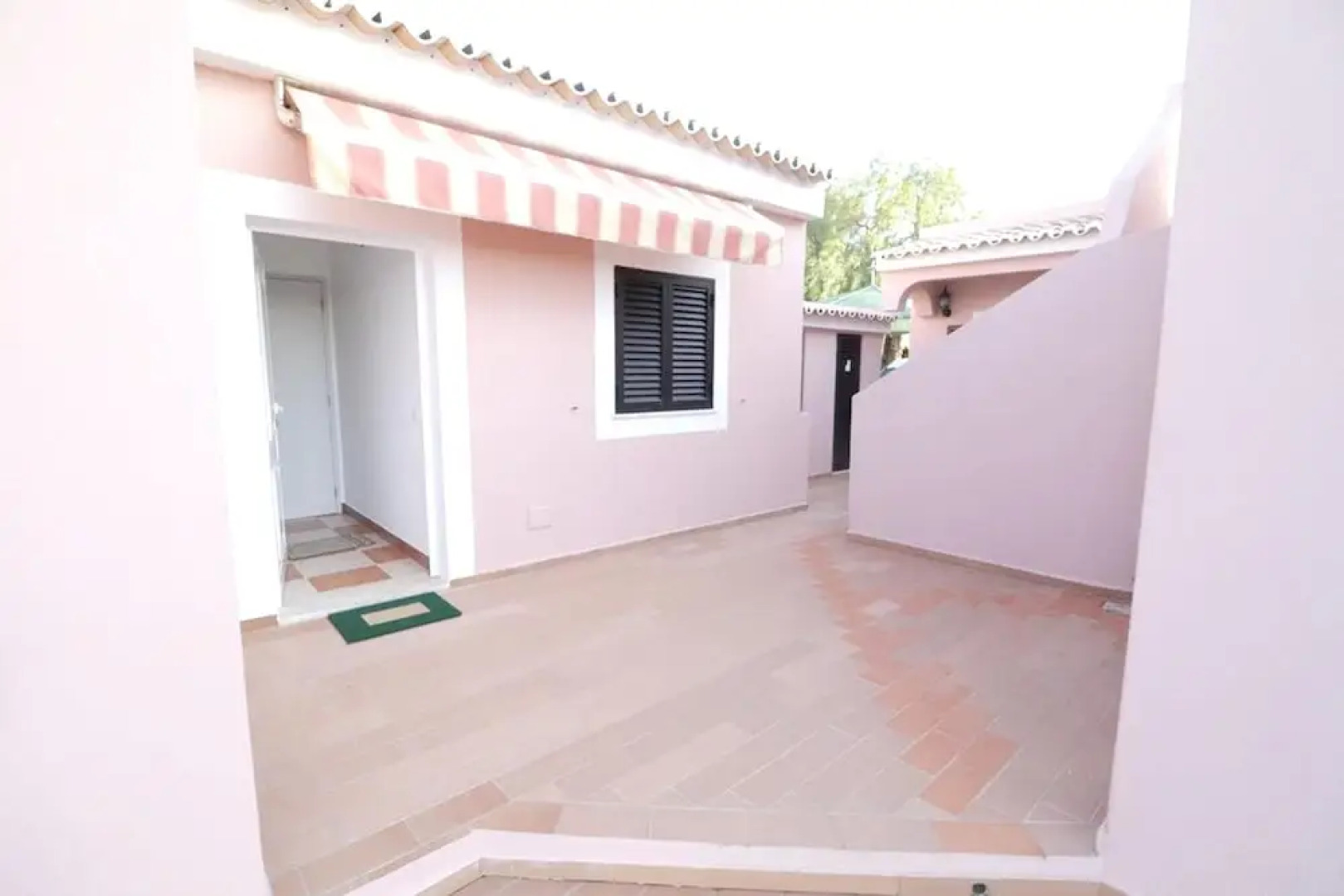 Villa With 5 Bedrooms in Estômbar, With Wonderful City View, Private Pool, Enclosed Garden - 6 km From the Beach