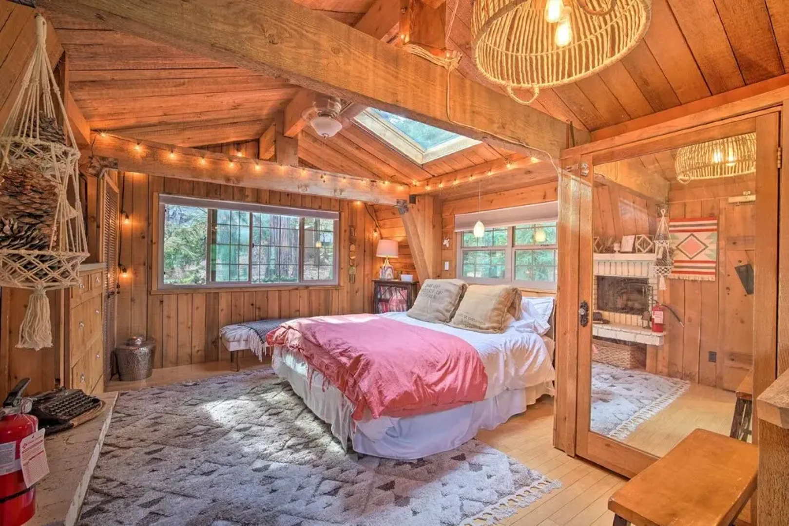 Cabin Vacation Rental: 4 Mi to Lake Arrowhead