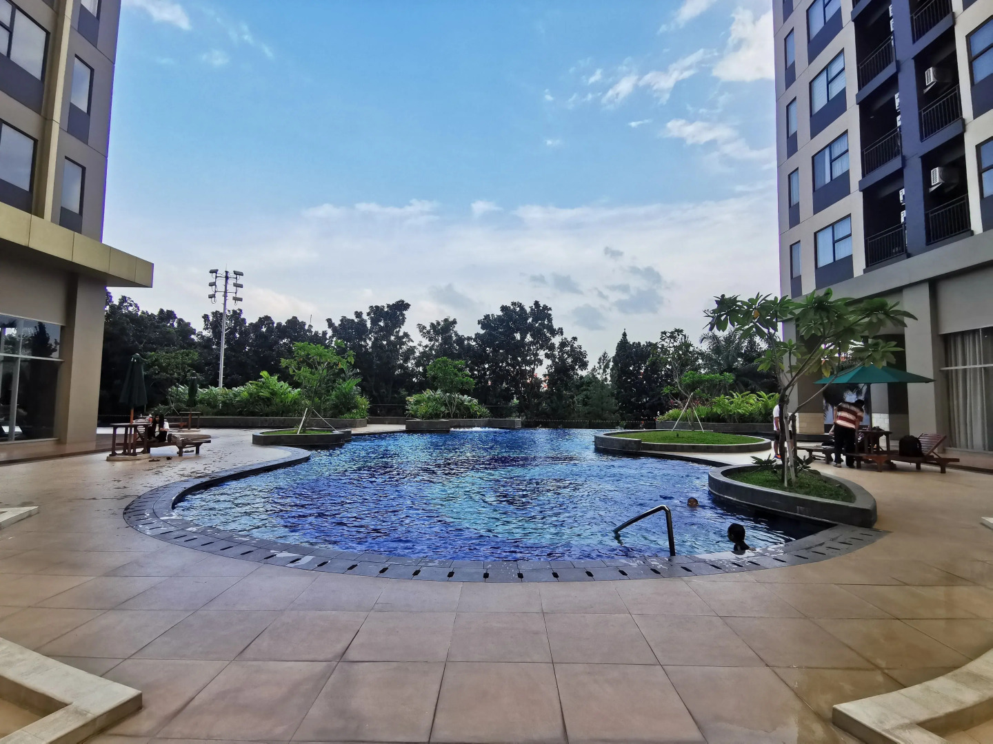 ARSAKHA Transpark Cibubur By Hennys One